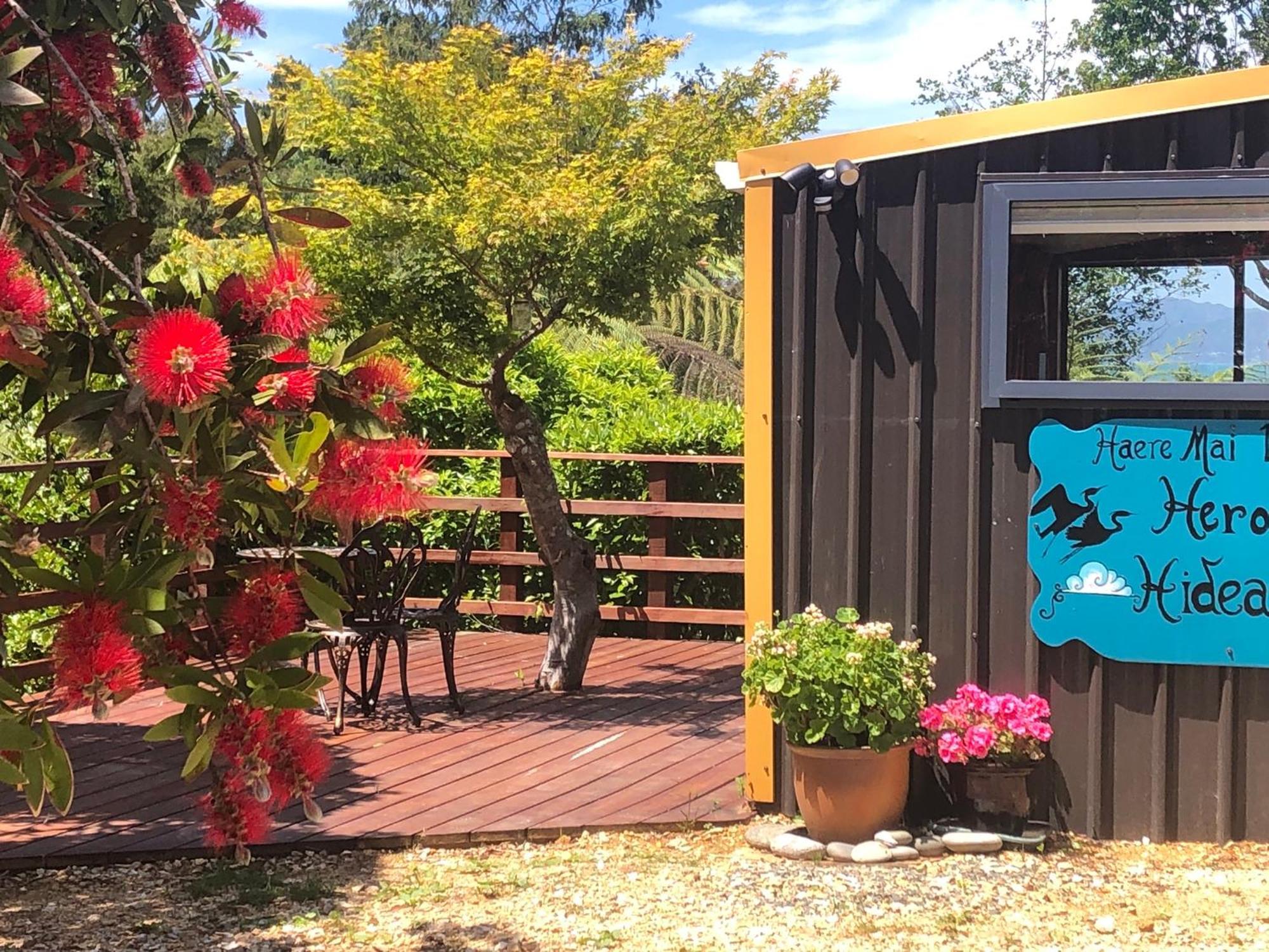 Heron Hideaway At First Light Rangihaeata Retreat Exterior photo